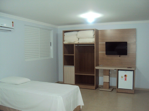 Imagen de la habitación del Hotel Baviera Iguassu. Foto 14
