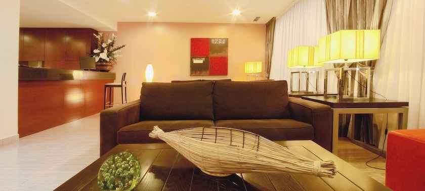 Imagen de los interiores del Hotel Baviera, Marbella. Foto 18