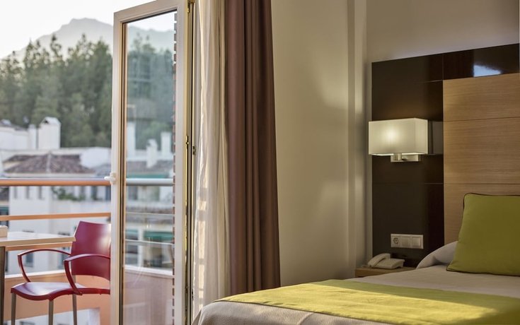 Imagen de la habitación del Hotel Baviera, Marbella. Foto 9