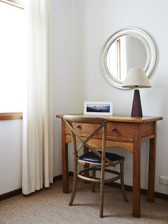 Imagen general del Hotel Bay Beach House. Foto 11