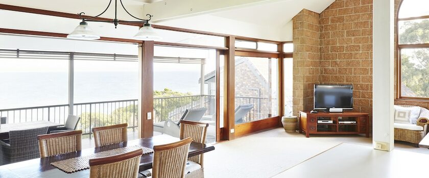 Imagen general del Hotel Bay Beach House. Foto 13