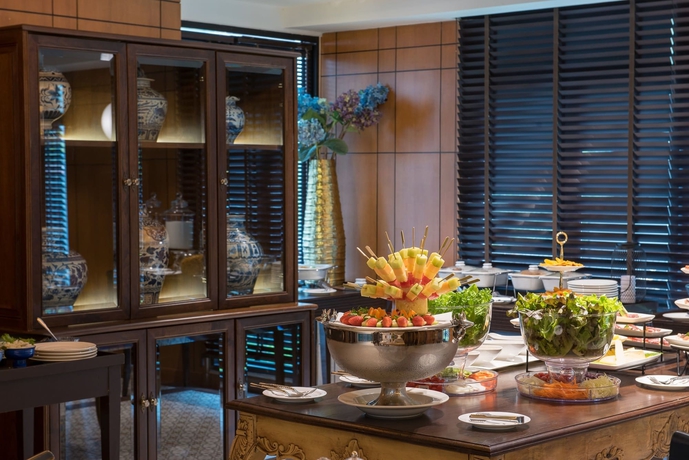 Imagen del bar/restaurante del Hotel Bay Beach Resort. Foto 2