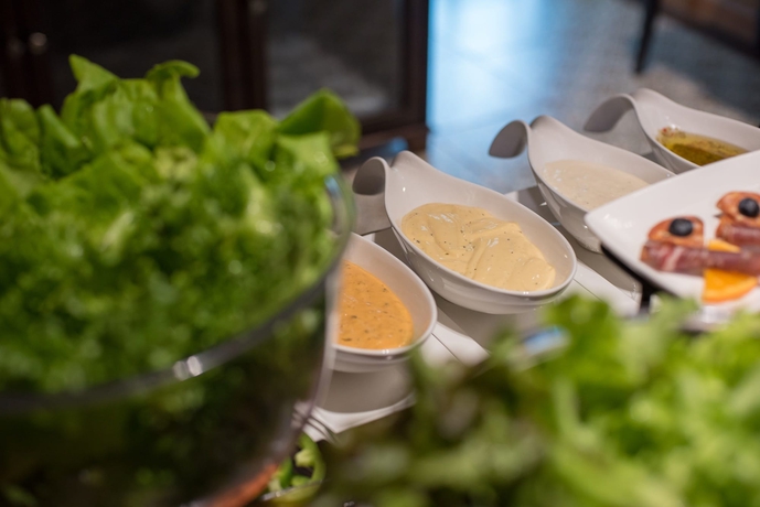 Imagen del bar/restaurante del Hotel Bay Beach Resort. Foto 6