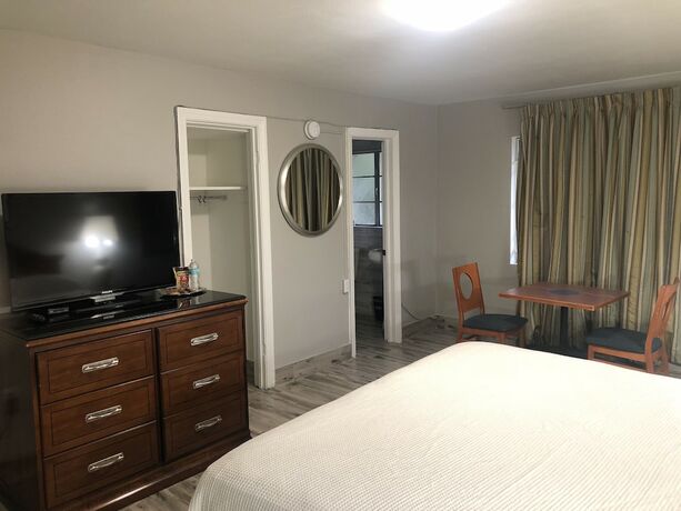 Imagen de la habitación del Hotel Bay Breeze Inn Bradenton Downtown. Foto 13