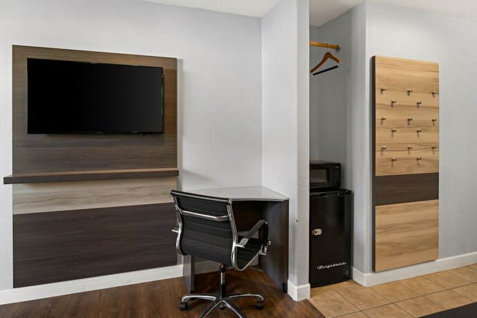 Imagen general del Hotel Bay Breeze Inn, Oakland. Foto 9