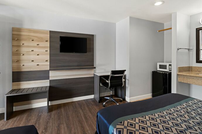 Imagen de la habitación del Hotel Bay Breeze Inn, Oakland. Foto 13