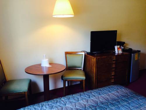Imagen de la habitación del Hotel Bay City Motor Inn. Foto 15