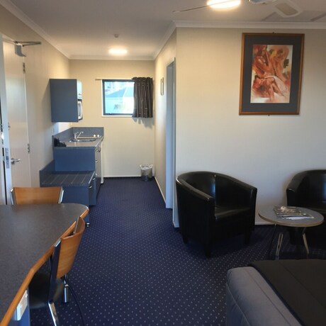 Imagen de la habitación del Hotel Bay City Motor Lodge. Foto 17