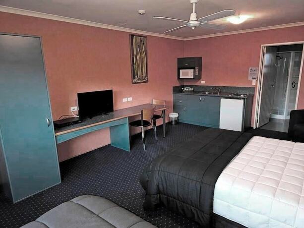 Imagen de la habitación del Hotel Bay City Motor Lodge. Foto 34