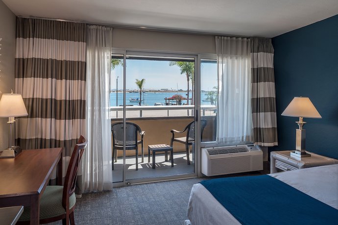 Imagen de la habitación del Hotel Bay Club and Marina. Foto 7