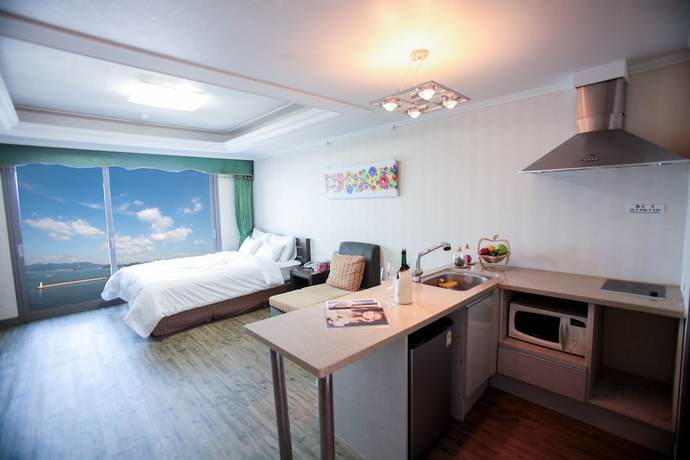 Imagen de la habitación del Hotel Bay Condo Tongyeong. Foto 19