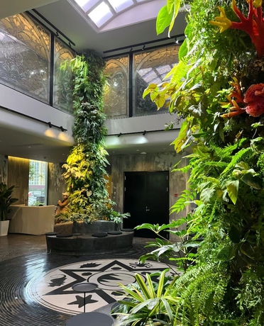 Imagen de los interiores del Hotel Bay Four Seasons Castle. Foto 13