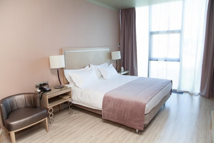 Imagen de la habitación del Hotel Bay Garden. Foto 3