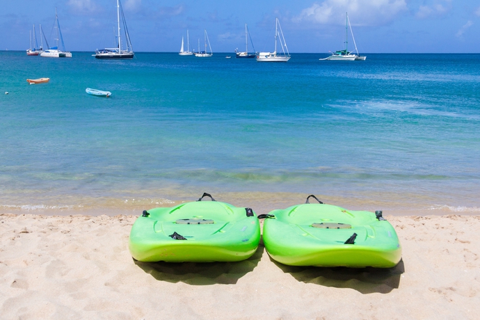 Imagen de los exteriores del Hotel Bay Gardens Beach Resort and Spa. Foto 11