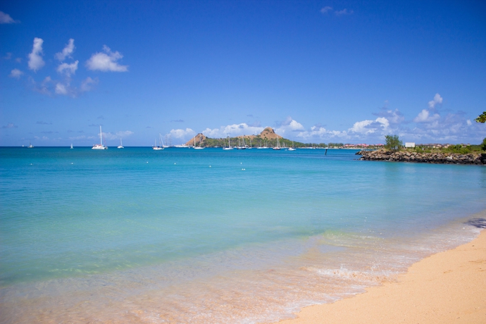Imagen de los exteriores del Hotel Bay Gardens Beach Resort and Spa. Foto 13
