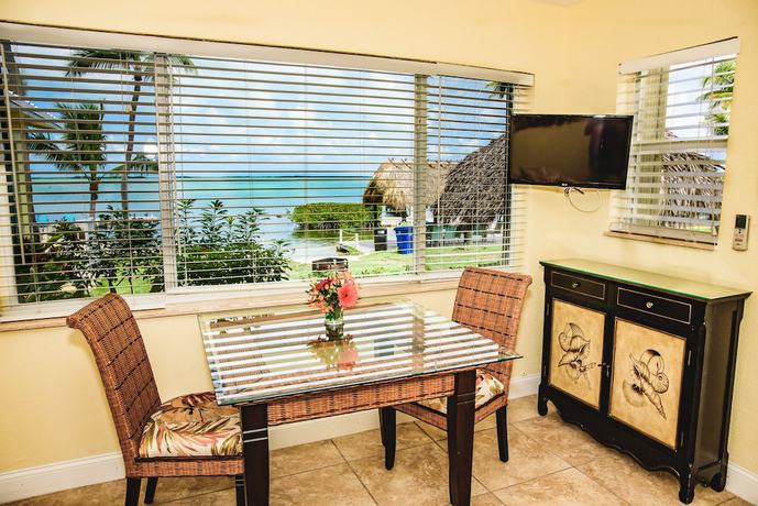 Imagen de la habitación del Hotel Bay Harbor Lodge. Foto 5
