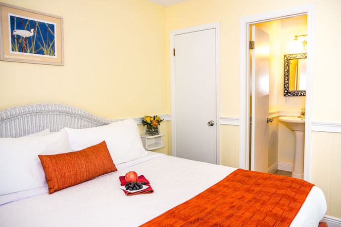 Imagen de la habitación del Hotel Bay Harbor Lodge. Foto 9