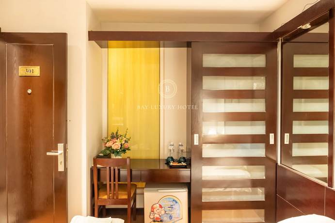 Imagen de la habitación del Hotel Bay Luxury. Foto 13