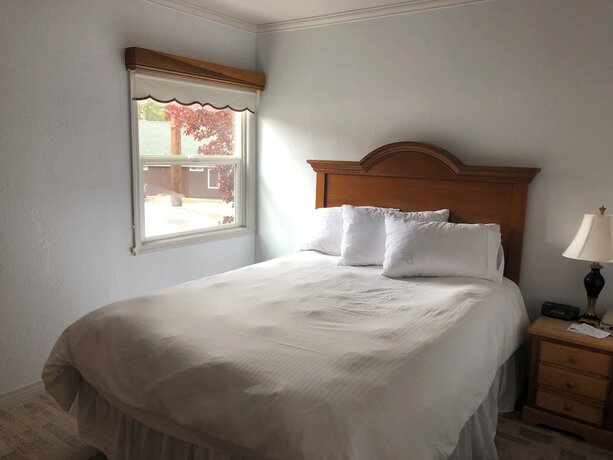 Imagen de la habitación del Hotel Bay Meadows Resort. Foto 13