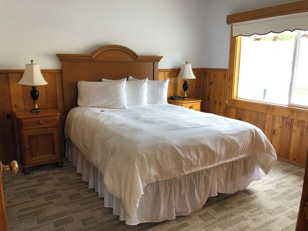 Imagen de la habitación del Hotel Bay Meadows Resort. Foto 14