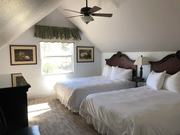 Imagen de la habitación del Hotel Bay Meadows Resort. Foto 17