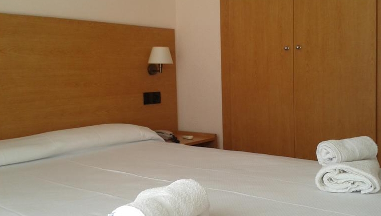 Imagen general del Hotel Bay, Roses. Foto 2