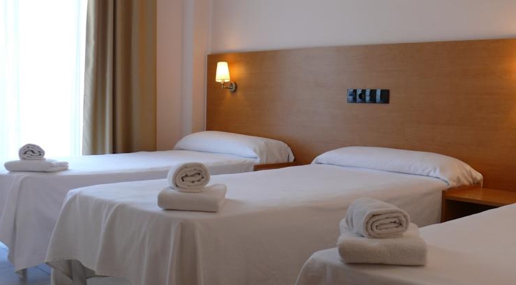 Imagen general del Hotel Bay, Roses. Foto 12