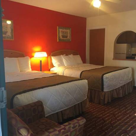 Imagen de la habitación del Hotel Bay Side Inn & Suites. Foto 3