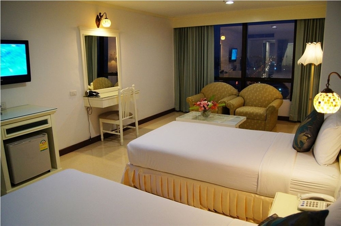Imagen de la habitación del Hotel Bay Srinakarin. Foto 2