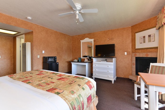 Imagen de la habitación del Hotel Bay View Inn. Foto 9