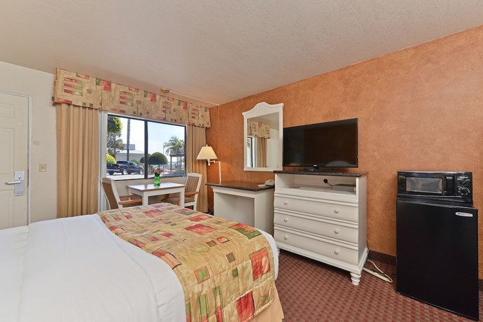 Imagen de la habitación del Hotel Bay View Inn. Foto 10