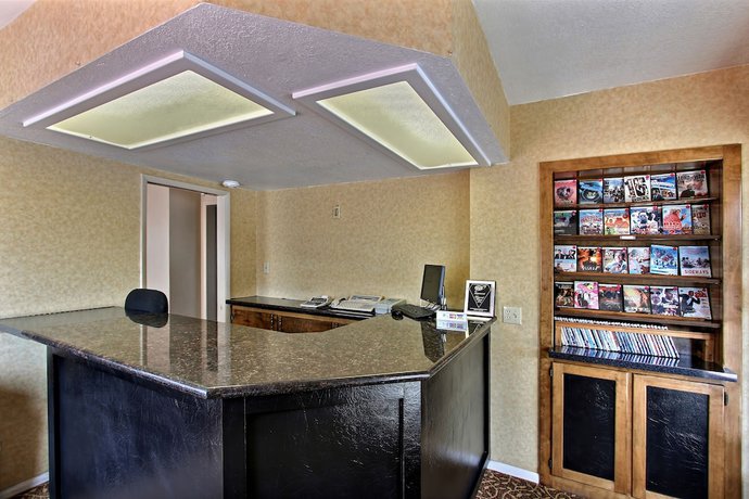 Imagen de los interiores del Hotel Bay View Inn. Foto 19