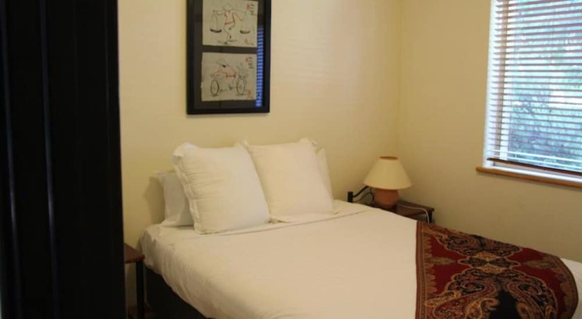 Imagen de la habitación del Hotel Bay Village Resort and Spa. Foto 12