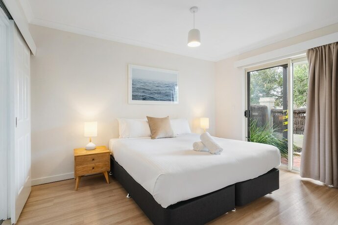 Imagen de la habitación del Hotel Bay Village Resort and Spa. Foto 36
