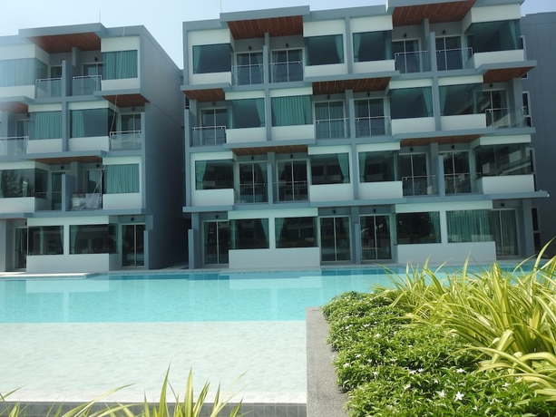 Imagen de la piscina del Hotel Bay Window @ Sea Hotel. Foto 14