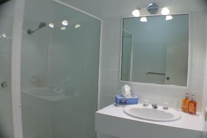 Imagen general del Hotel Bay and Basin. Foto 4