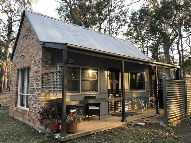 Imagen de los exteriores del Hotel Bay and Bush Cottages, Jervis Bay. Foto 34