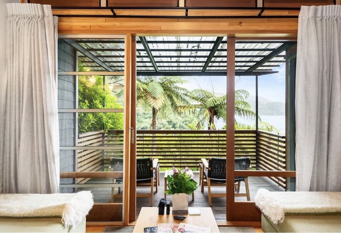 Imagen de la habitación del Hotel Bay of Many Coves Resort. Foto 7