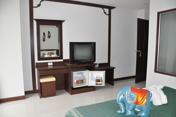 Imagen de la habitación del Hotel Baya Patong. Foto 5