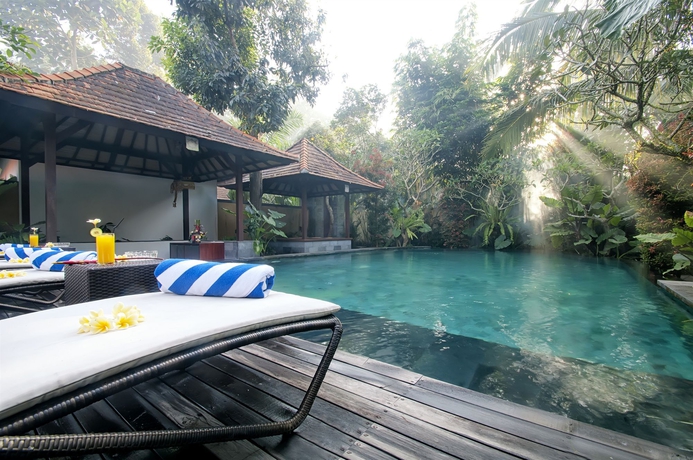 Imagen de la piscina del Hotel Bayad Ubud Bali Villa. Foto 12