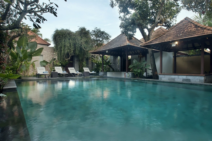 Imagen de la piscina del Hotel Bayad Ubud Bali Villa. Foto 13