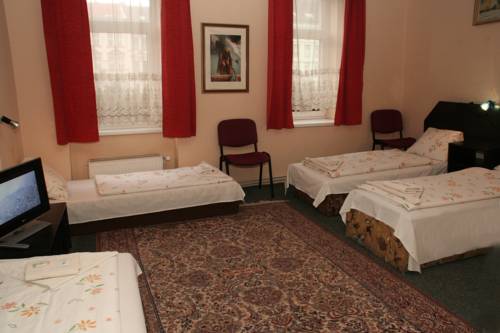 Imagen de la habitación del Hotel Bayer. Foto 2