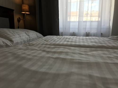 Imagen de la habitación del Hotel Bayer. Foto 8