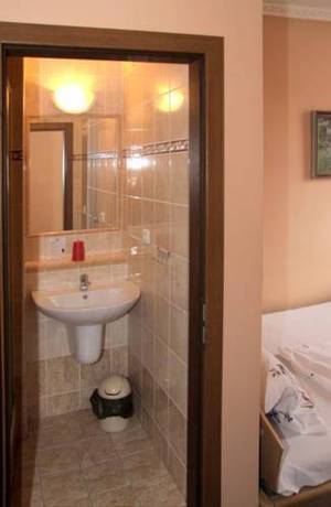 Imagen de la habitación del Hotel Bayer. Foto 14