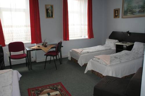 Imagen de la habitación del Hotel Bayer. Foto 16