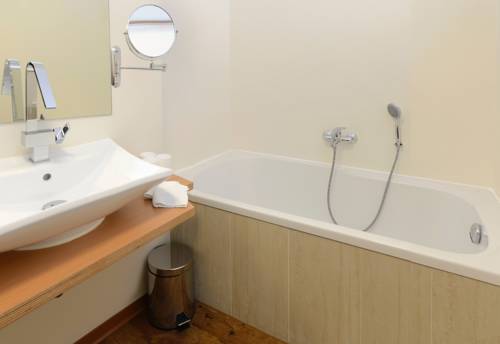 Imagen de la habitación del Hotel Bayerisch Meran. Foto 4