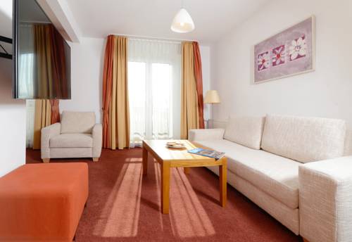 Imagen de la habitación del Hotel Bayerisch Meran. Foto 16