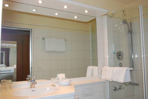 Imagen de la habitación del Hotel Bayerischer Hof, Bach. Foto 11