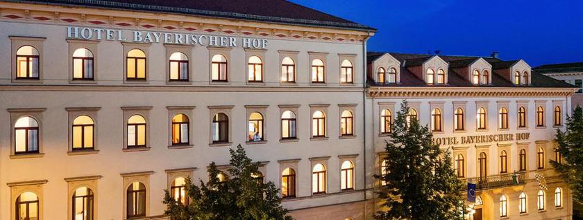 Imagen de los exteriores del Hotel Bayerischer Hof Dresden. Foto 14