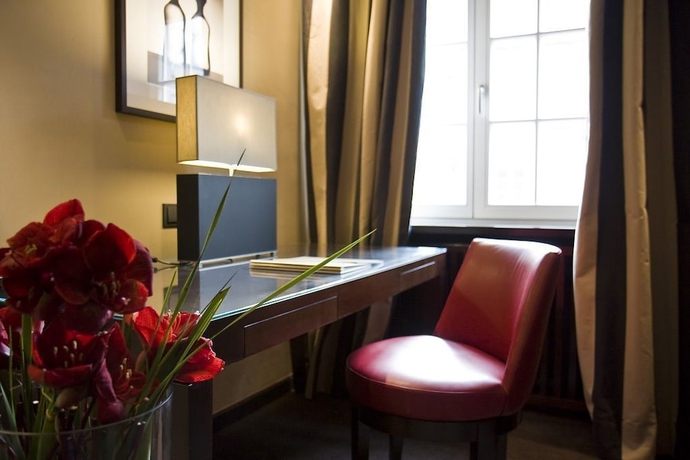 Imagen de la habitación del Hotel Bayerischer Hof, Munich. Foto 10